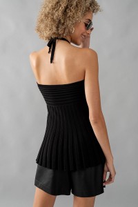 STRAPLESS PLEATED TOP
