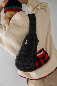 QUILTED SLING BAG