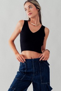 FITTED RIBBED KNIT SWEATER TANK TOP