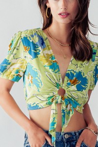 MAEVE SHORT PUFF SLEEVE FLORAL CROP BLOUSE