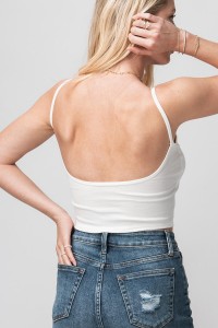 SOLID BASIC CROPPED CAMI WITH REMOVABLE PADDING