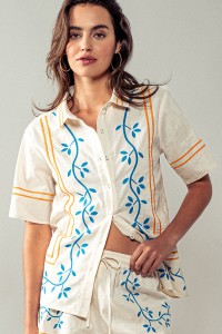 FLORAL EMBROIDERY COLLAR SHIRT