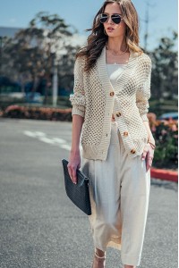 STAY SNUG AND STYLISH ANETTE SWEATER