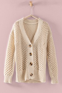 STAY SNUG AND STYLISH ANETTE SWEATER