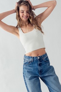 STACY SQUARE NECK RIB KNIT CROP TOP