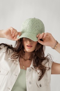 KATE DAISY DOME CAP HAT