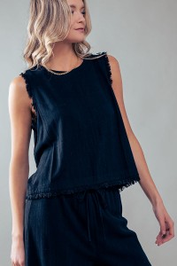 FRAYED TRIM BACK BUTTON TOP
