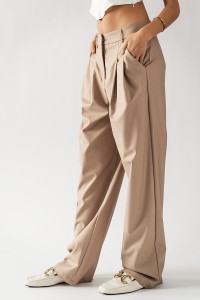 RELAXED FIT BELT LOOP PLEATED PANTS