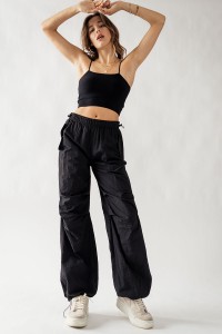 TOGGLE ADJUSTABLE WAIST RUCHED CARGO PANTS