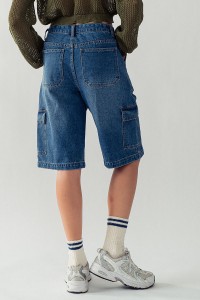 MULTI-POCKETED JEAN SHORTS