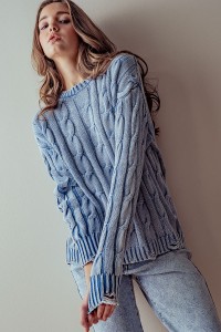 CABLE KNIT MINERAL WASH SWEATER