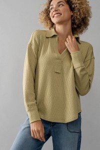 EXPOSED SEAM TEXTURE KNIT TOP