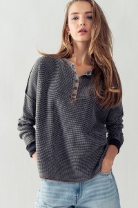 BUTTON UP THERMAL CONTRAST TRIM WAFFLE KNIT TOP